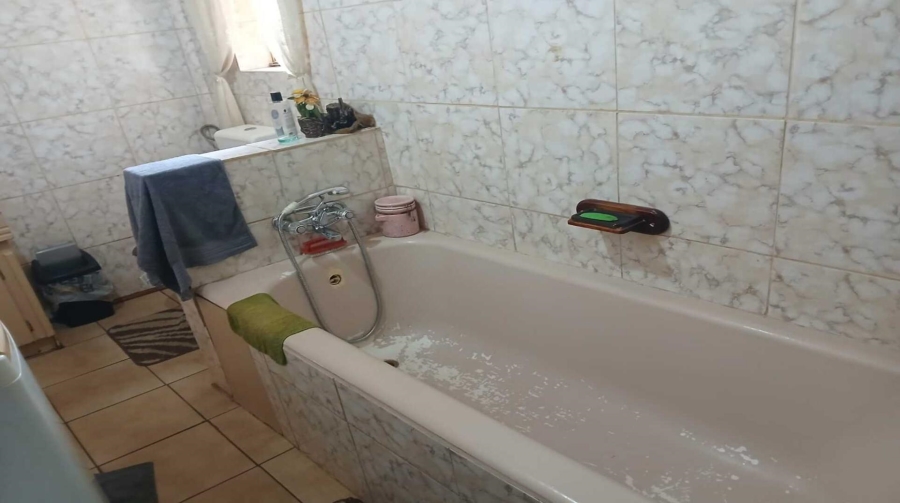 4 Bedroom Property for Sale in Sasolburg Free State